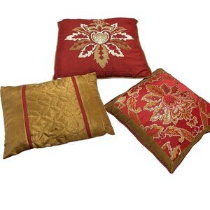 Richmond Park Throw Pillow Set Textured Embroidered Floral Red Brown Piping 3Pc